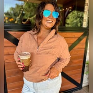 NWOT- Mono B- Half zip Pullover